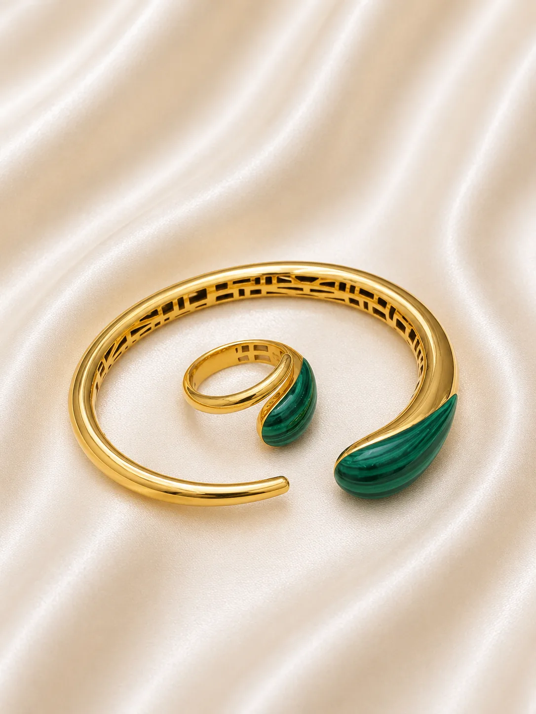 بازن و ئەنگۆستیلەی ئیتالی - Bayar Gold Erbil