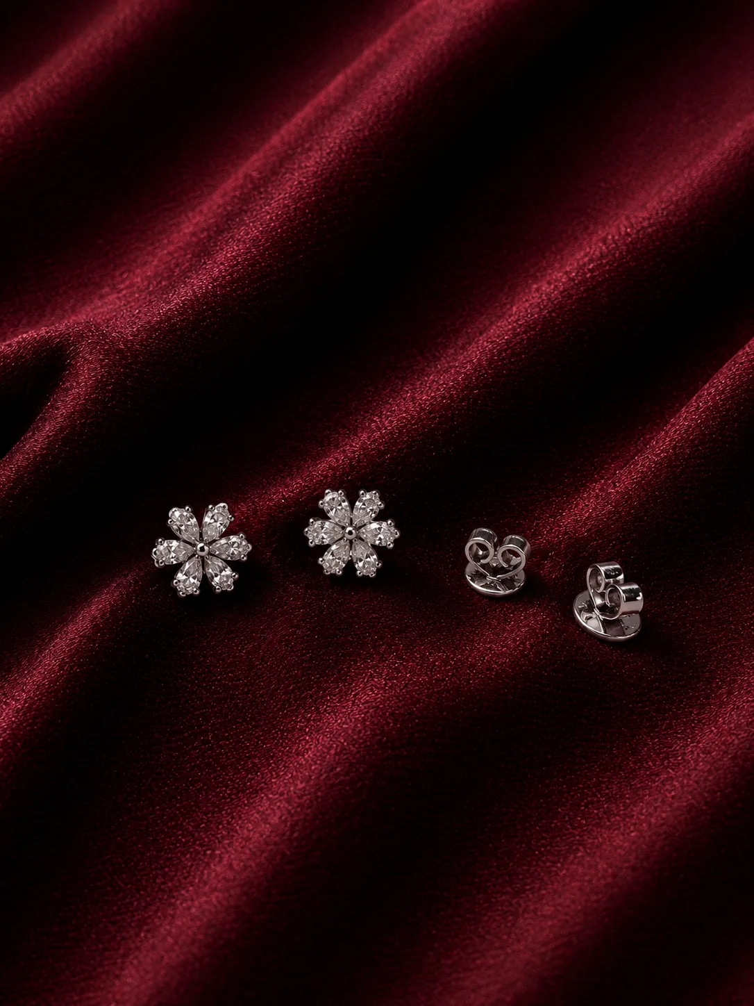 Earring Diamond - Bayar Gold Erbil