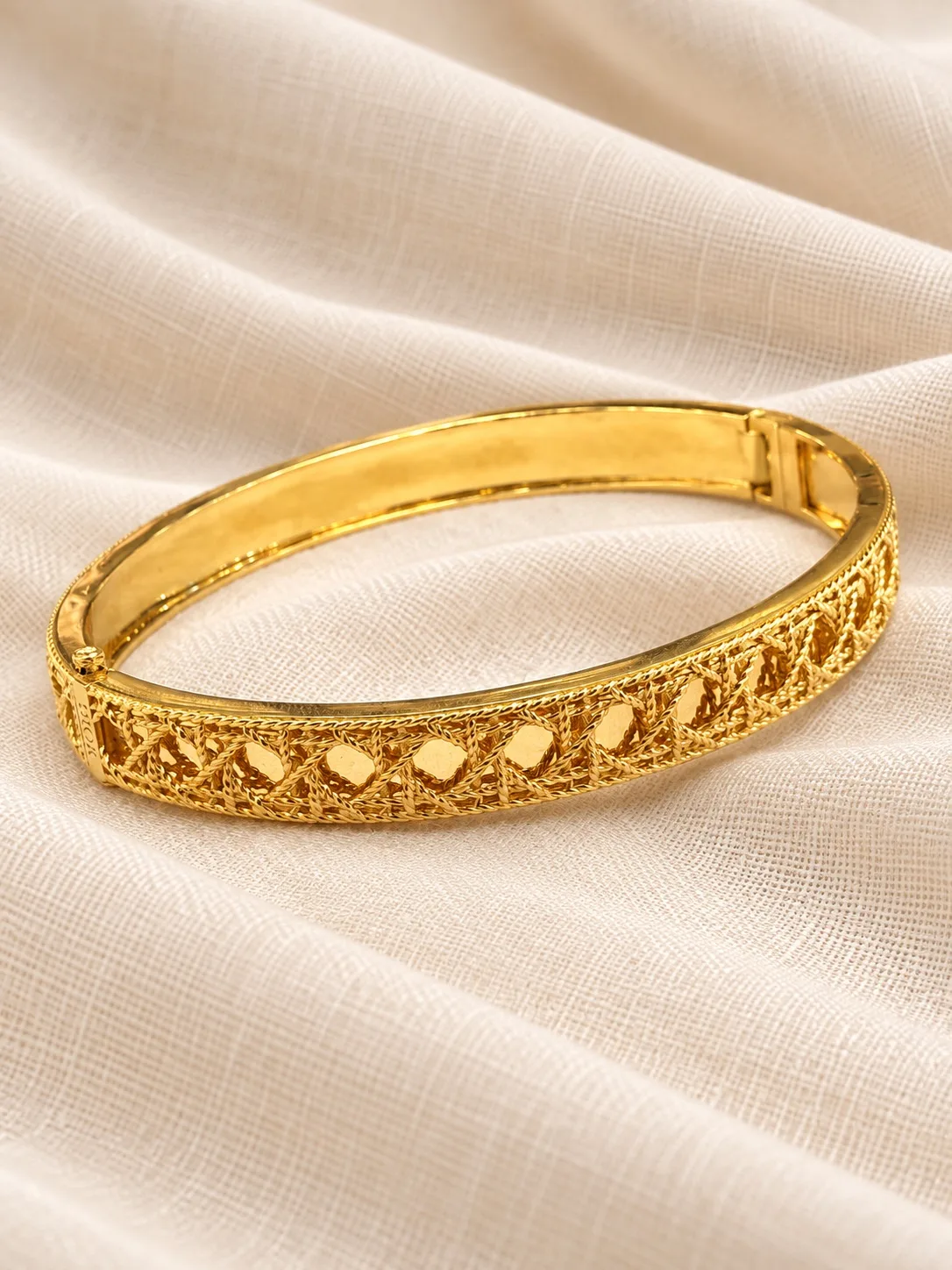 بازنی مۆدیلی dior - Bayar Gold Erbil