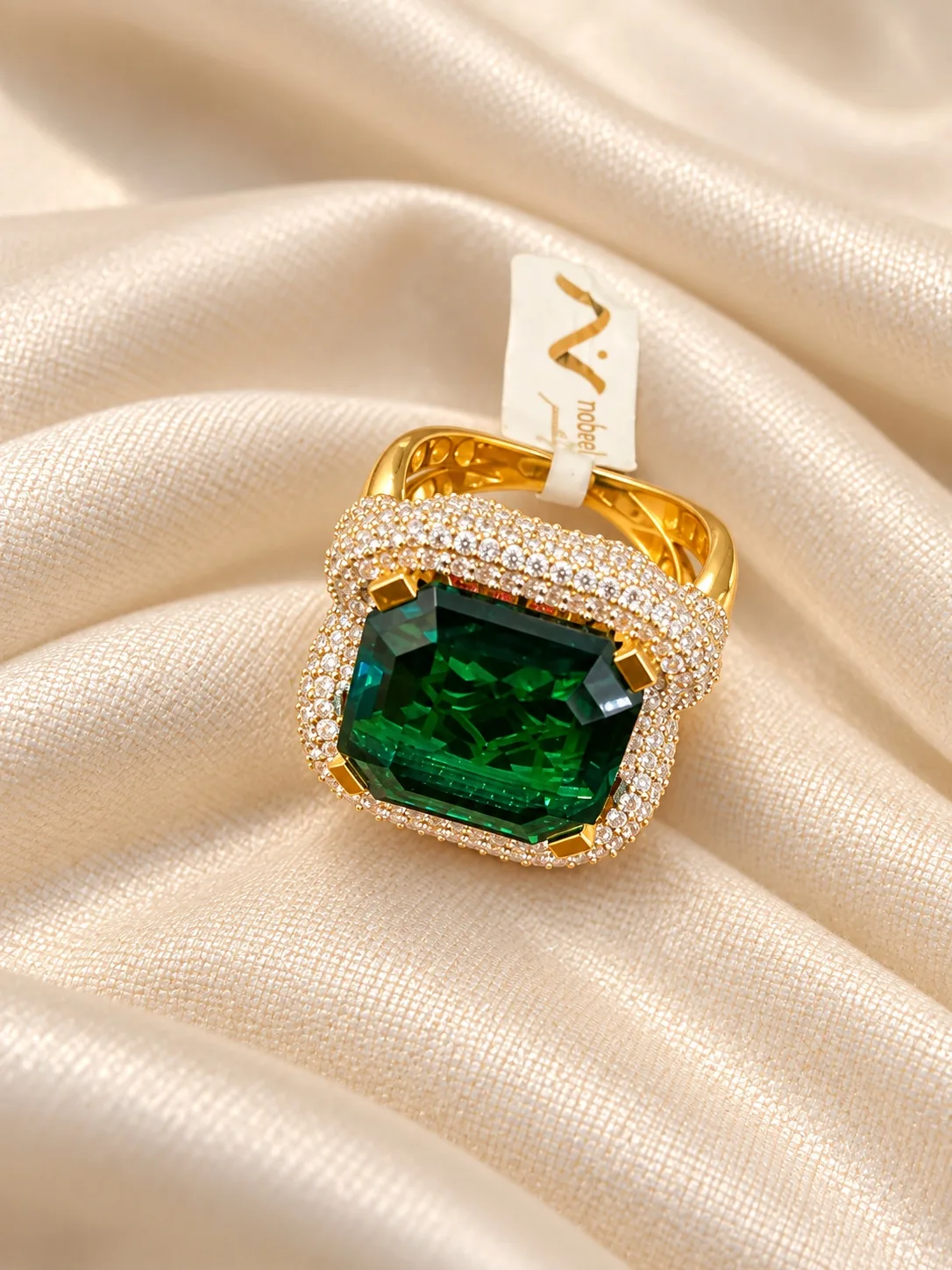 ئەنگوستیلەی قاش - Bayar Gold Erbil